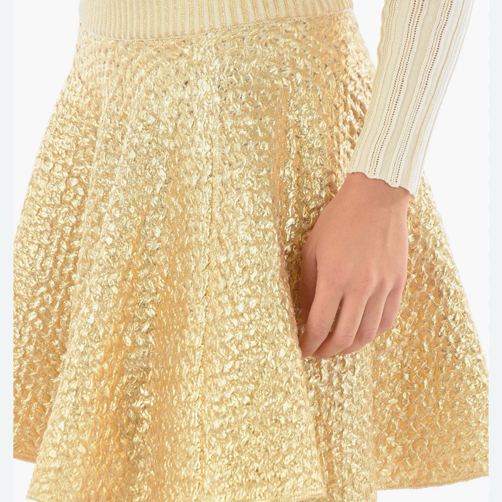 Valentino Gold Coated Wool
Knit Flared Mini Skirt  New with tags! M - Picture 2 of 14